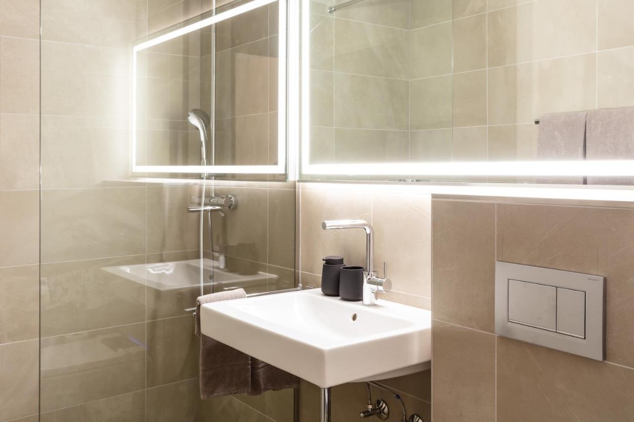 Hotel Lo! Im Kreuz Jona Rapperswil  Ngoại thất bức ảnh