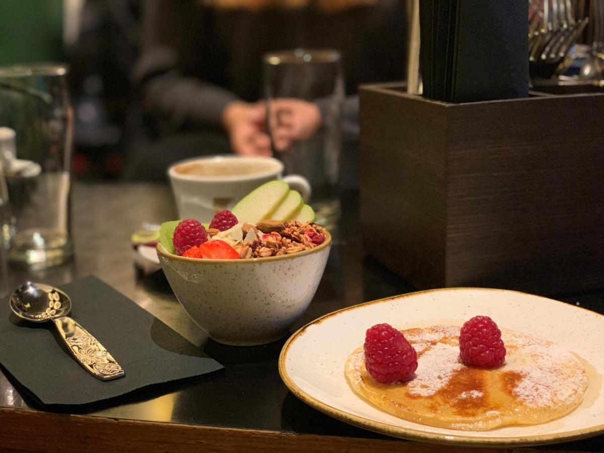 Hotel Lo! Im Kreuz Jona Rapperswil  Ngoại thất bức ảnh
