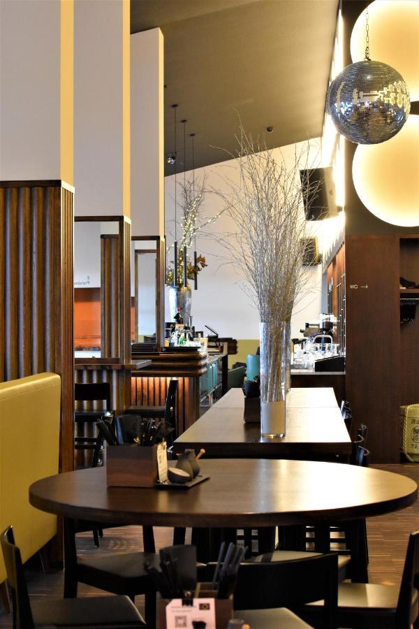 Hotel Lo! Im Kreuz Jona Rapperswil  Ngoại thất bức ảnh